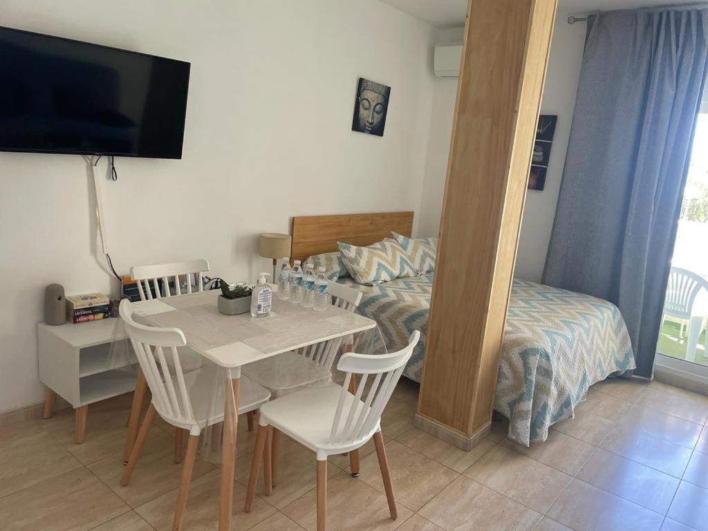 בנאלמדנה Benalbeach Loft מראה חיצוני תמונה